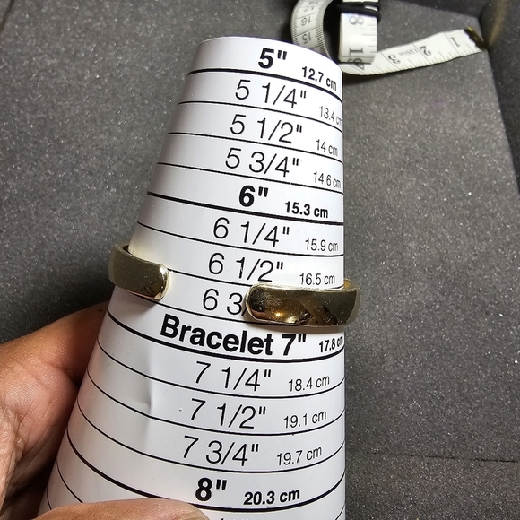 Folio Ladies Quartz Fashion Watch Gold Tone Cuff bracelet Round Face Working sho - Picture 9 of 9